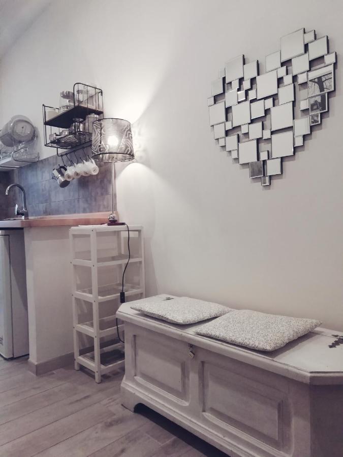 White Apartment Roma Esterno foto