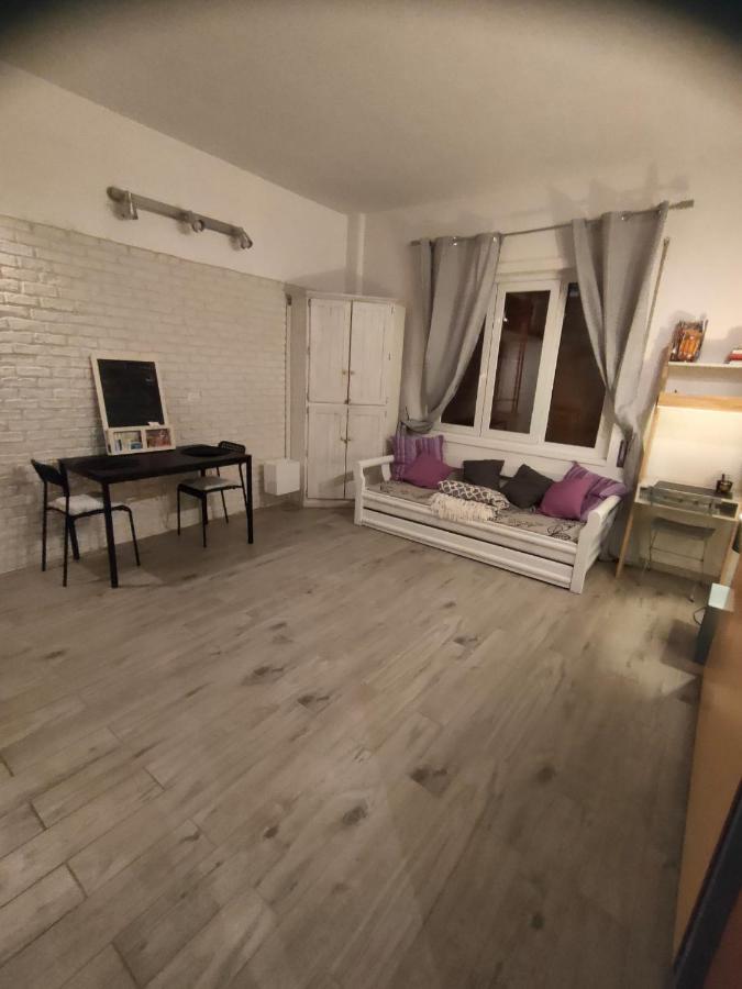 White Apartment Roma Esterno foto